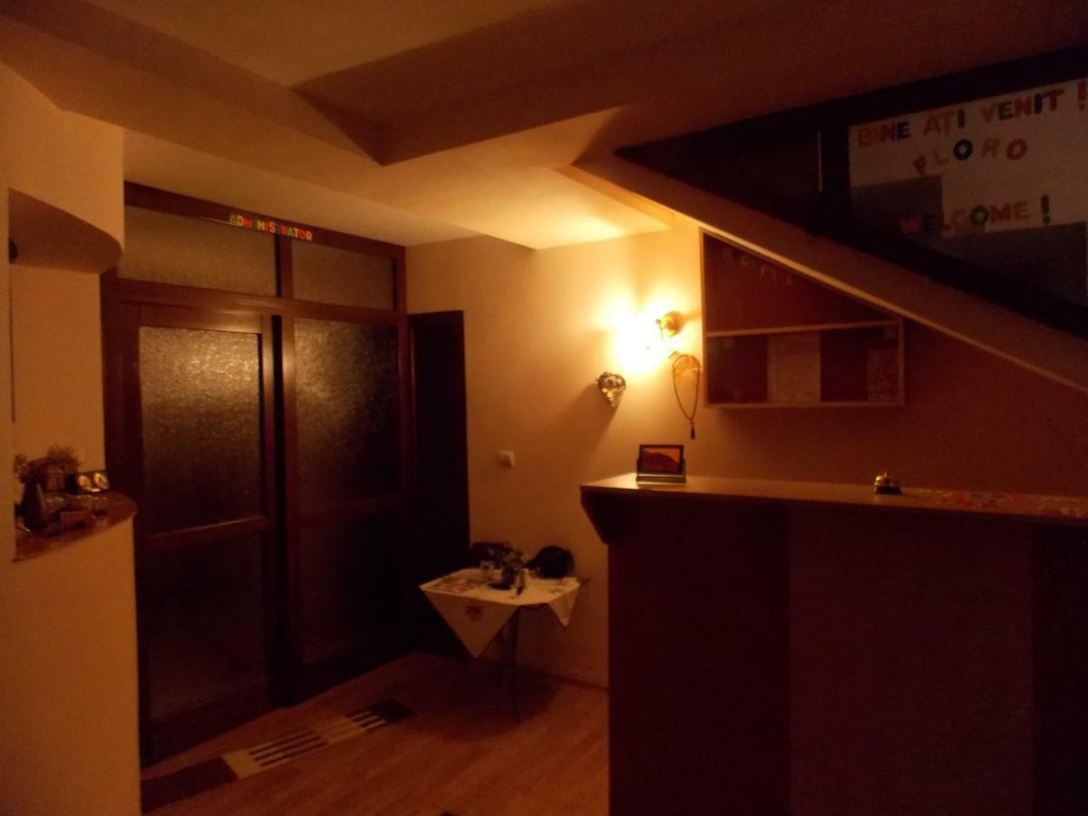 Casa Floro Apartment Comanesti  Exterior foto